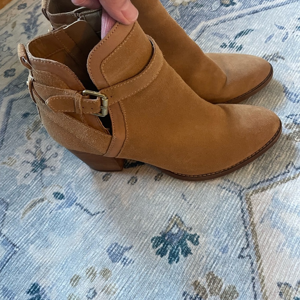 Sam Edelman Tan Block Heel Bootie